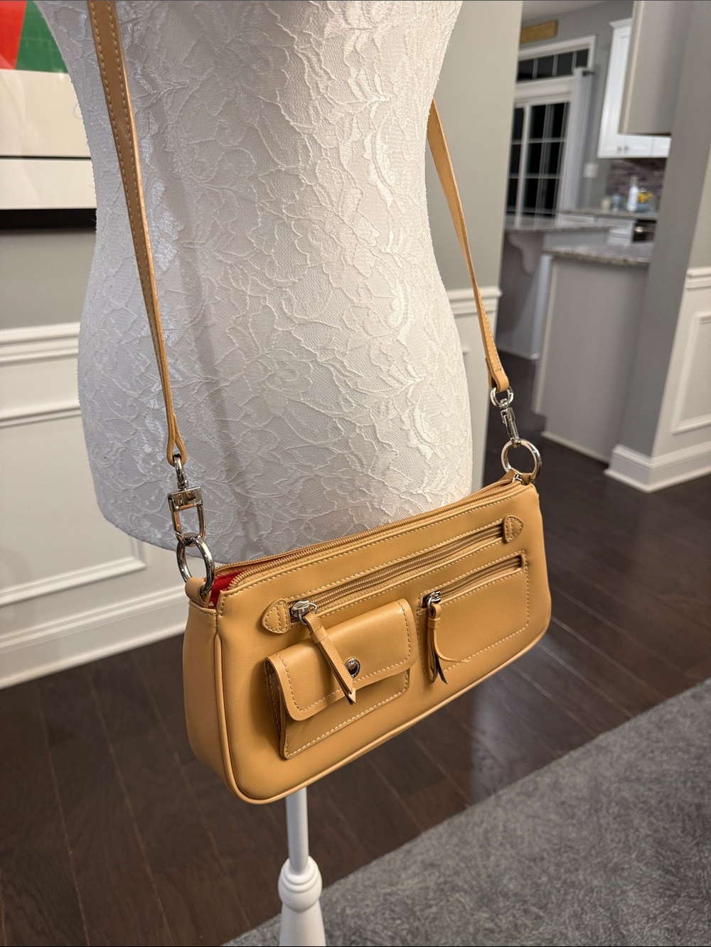 Liz Claiborne Y2K Camel Tan Baguette Shoulder Bag with Front Pockets